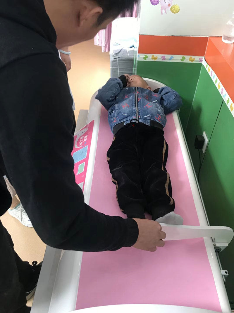 上禾醫用嬰兒體重秤應用現場 上禾醫用嬰兒體重秤應用現場