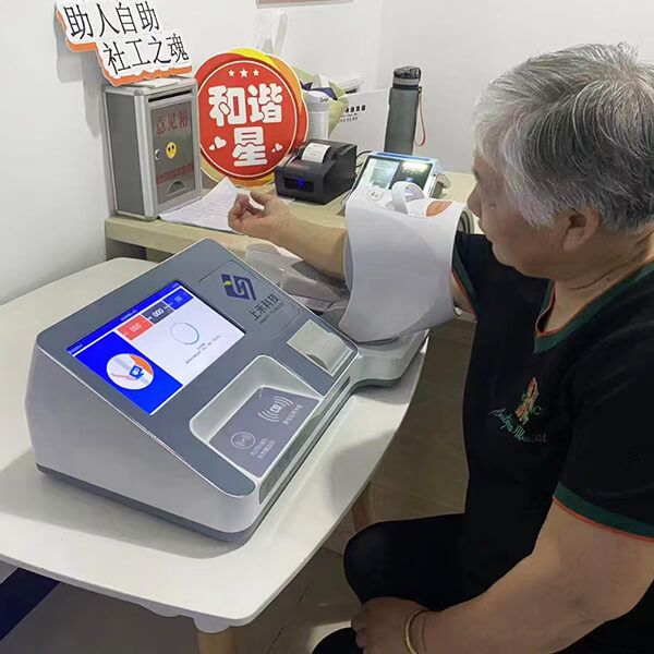 智能血壓管理工作站應用現場 智能血壓管理工作站應用現場