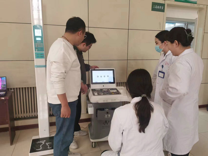 上禾智能健康體檢一體機(jī)應(yīng)用實(shí)拍 上禾智能健康體檢一體機(jī)應(yīng)用實(shí)拍